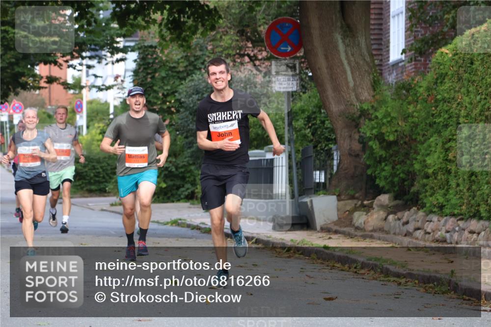 25.08.2024 - 20. Blankeneser Heldenlauf Strokosch-Dieckow http://msf.ph/oto/6816266 25.08.2024 09:45:25 Ziel 101, 171, 247, 266, 271, 273 meine-sportfotos.de