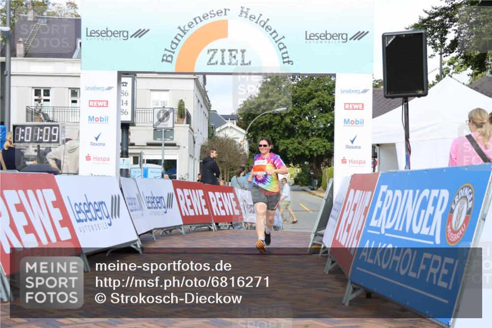 25.08.2024 - 20. Blankeneser Heldenlauf Strokosch-Dieckow http://msf.ph/oto/6816271 25.08.2024 10:01:42 Ziel 290 meine-sportfotos.de