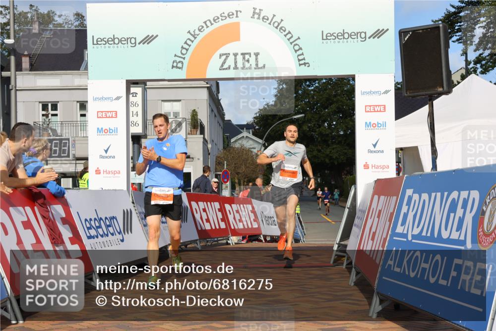 25.08.2024 - 20. Blankeneser Heldenlauf Strokosch-Dieckow http://msf.ph/oto/6816275 25.08.2024 09:39:26 Ziel 126, 145 meine-sportfotos.de
