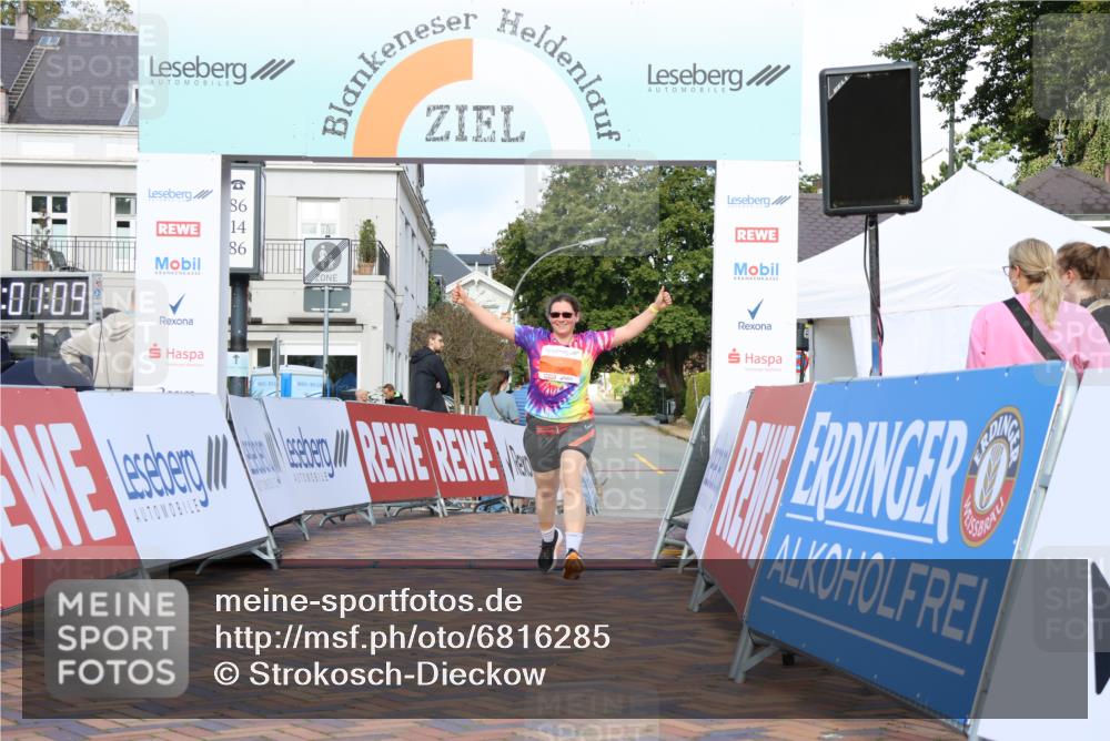 25.08.2024 - 20. Blankeneser Heldenlauf Strokosch-Dieckow http://msf.ph/oto/6816285 25.08.2024 10:01:43 Ziel 290 meine-sportfotos.de