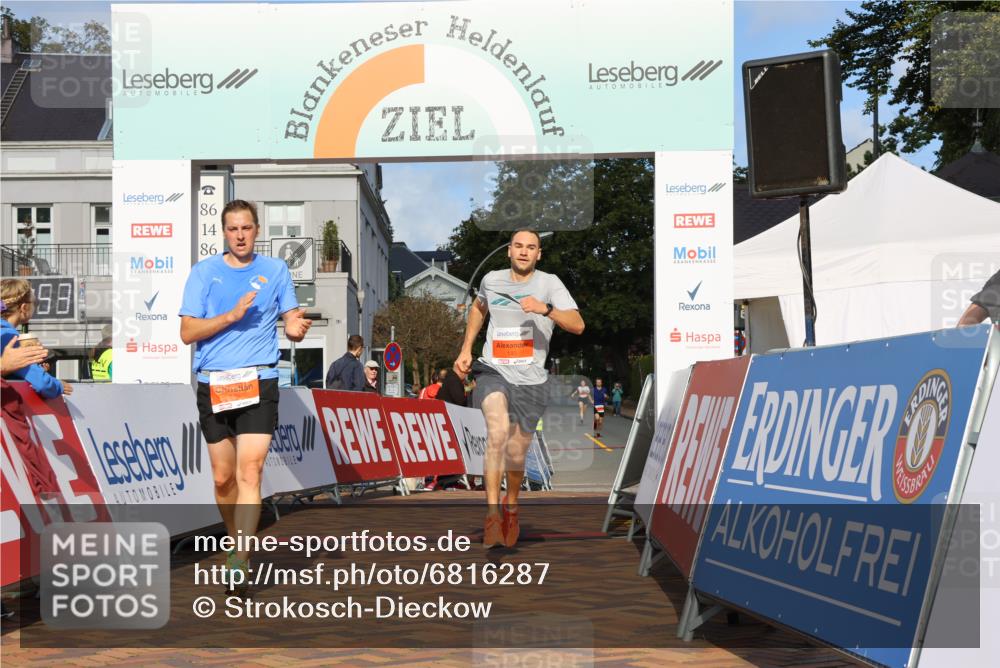 25.08.2024 - 20. Blankeneser Heldenlauf Strokosch-Dieckow http://msf.ph/oto/6816287 25.08.2024 09:39:27 Ziel 126, 145 meine-sportfotos.de