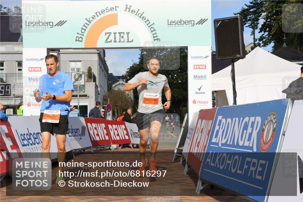 25.08.2024 - 20. Blankeneser Heldenlauf Strokosch-Dieckow http://msf.ph/oto/6816297 25.08.2024 09:39:27 Ziel 126, 145 meine-sportfotos.de