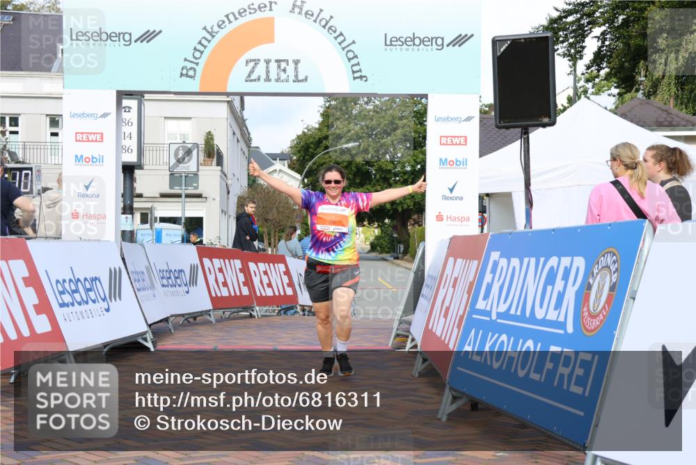 25.08.2024 - 20. Blankeneser Heldenlauf Strokosch-Dieckow http://msf.ph/oto/6816311 25.08.2024 10:01:43 Ziel 290 meine-sportfotos.de