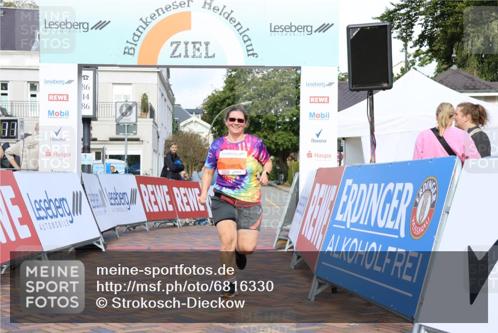 25.08.2024 - 20. Blankeneser Heldenlauf Strokosch-Dieckow http://msf.ph/oto/6816330 25.08.2024 10:01:44 Ziel 290 meine-sportfotos.de