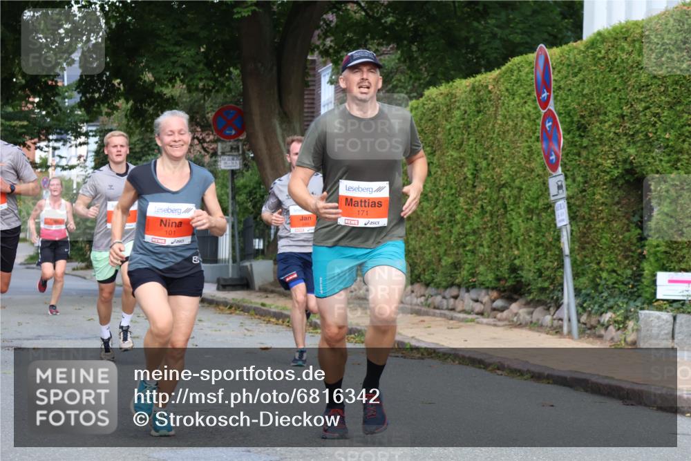 25.08.2024 - 20. Blankeneser Heldenlauf Strokosch-Dieckow http://msf.ph/oto/6816342 25.08.2024 09:45:30 Ziel 101, 171, 243, 266, 271, 273 meine-sportfotos.de