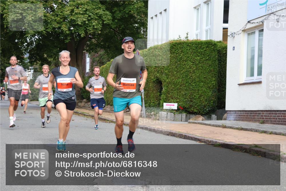 25.08.2024 - 20. Blankeneser Heldenlauf Strokosch-Dieckow http://msf.ph/oto/6816348 25.08.2024 09:45:31 Ziel 101, 171, 243, 266, 271, 273 meine-sportfotos.de