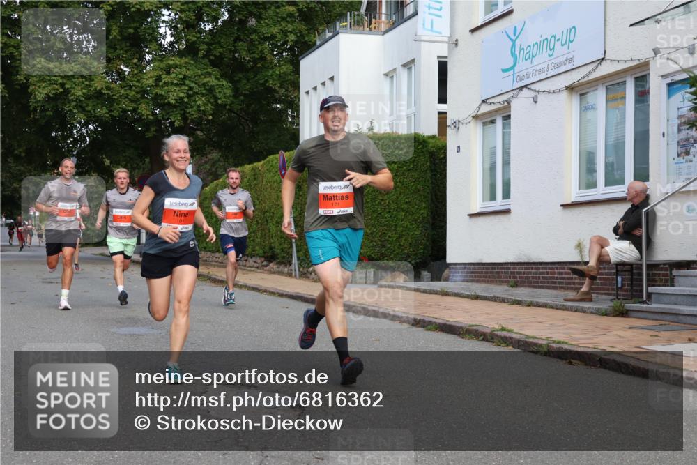 25.08.2024 - 20. Blankeneser Heldenlauf Strokosch-Dieckow http://msf.ph/oto/6816362 25.08.2024 09:45:32 Ziel 101, 171, 243, 266, 271, 273 meine-sportfotos.de