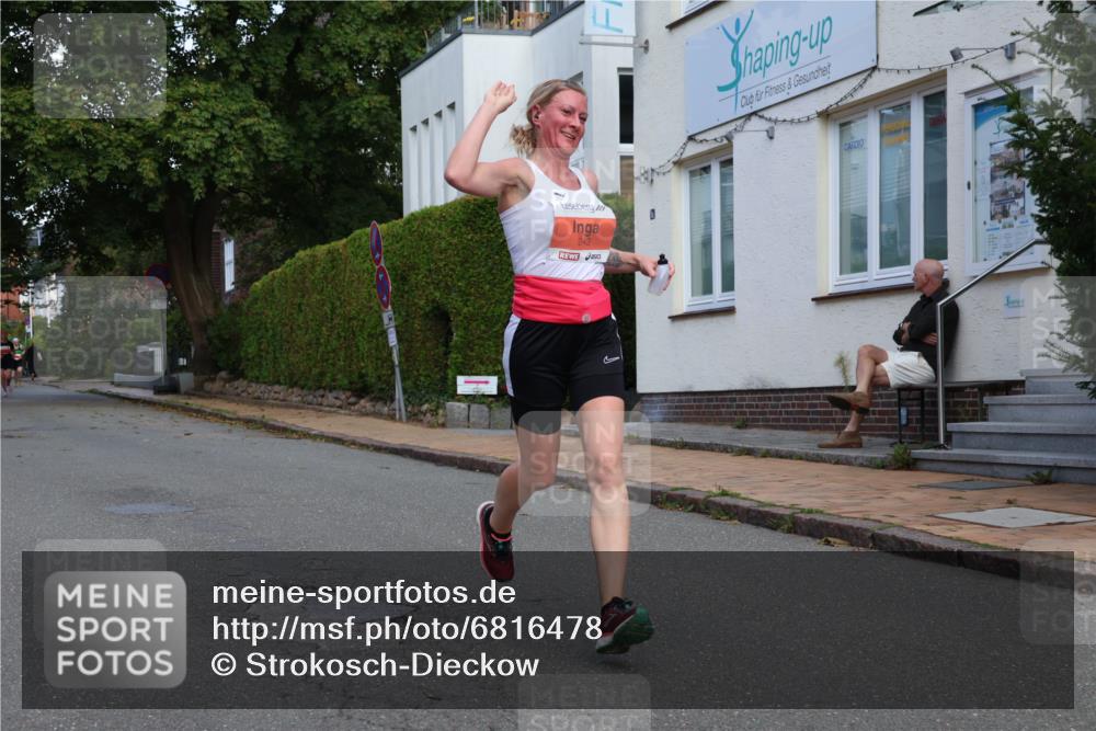 25.08.2024 - 20. Blankeneser Heldenlauf Strokosch-Dieckow http://msf.ph/oto/6816478 25.08.2024 09:45:38 Ziel 188, 243, 249, 266, 273 meine-sportfotos.de