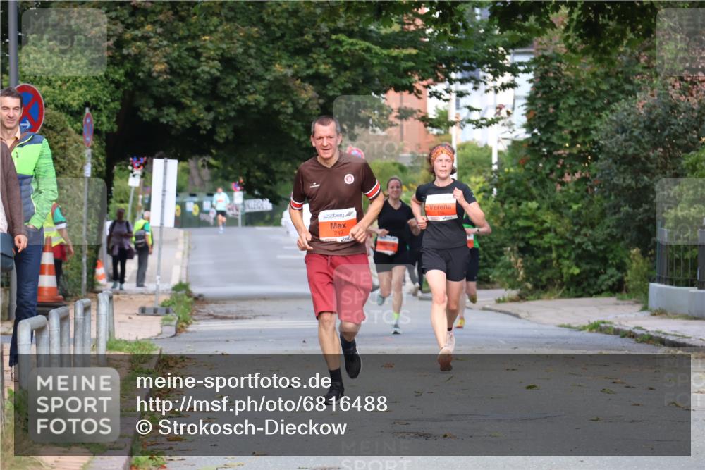 25.08.2024 - 20. Blankeneser Heldenlauf Strokosch-Dieckow http://msf.ph/oto/6816488 25.08.2024 09:45:41 Ziel 164, 188, 243, 249 meine-sportfotos.de