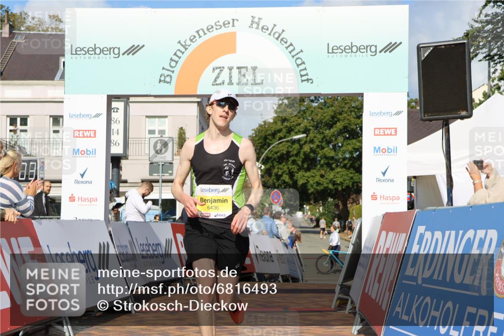 25.08.2024 - 20. Blankeneser Heldenlauf Strokosch-Dieckow http://msf.ph/oto/6816493 25.08.2024 10:09:22 Ziel 6436 meine-sportfotos.de