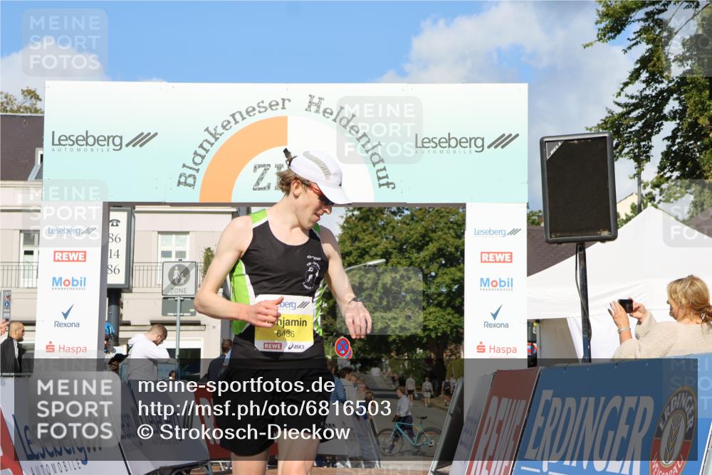 25.08.2024 - 20. Blankeneser Heldenlauf Strokosch-Dieckow http://msf.ph/oto/6816503 25.08.2024 10:09:22 Ziel 6436 meine-sportfotos.de