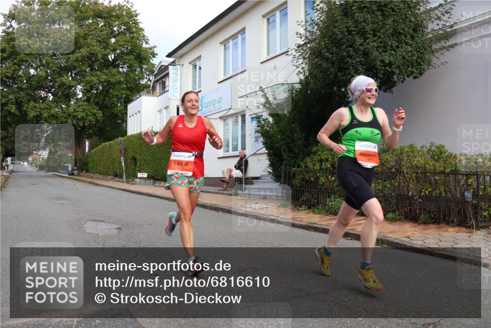 25.08.2024 - 20. Blankeneser Heldenlauf Strokosch-Dieckow http://msf.ph/oto/6816610 25.08.2024 09:45:54 Ziel 164, 207, 282 meine-sportfotos.de