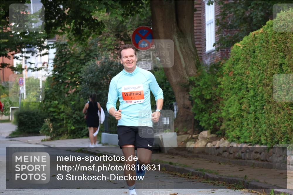 25.08.2024 - 20. Blankeneser Heldenlauf Strokosch-Dieckow http://msf.ph/oto/6816631 25.08.2024 09:46:24 Ziel 111 meine-sportfotos.de
