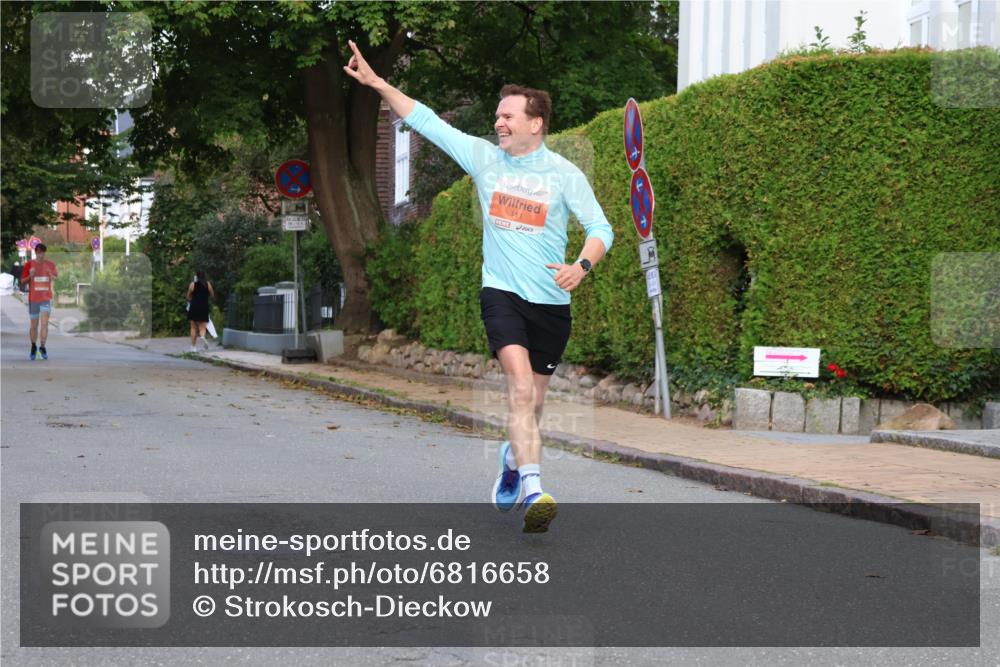 25.08.2024 - 20. Blankeneser Heldenlauf Strokosch-Dieckow http://msf.ph/oto/6816658 25.08.2024 09:46:26 Ziel 111, 157 meine-sportfotos.de