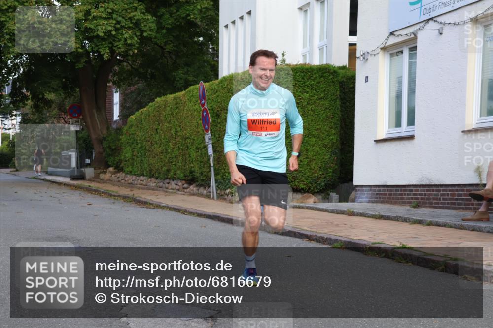 25.08.2024 - 20. Blankeneser Heldenlauf Strokosch-Dieckow http://msf.ph/oto/6816679 25.08.2024 09:46:27 Ziel 111, 157 meine-sportfotos.de