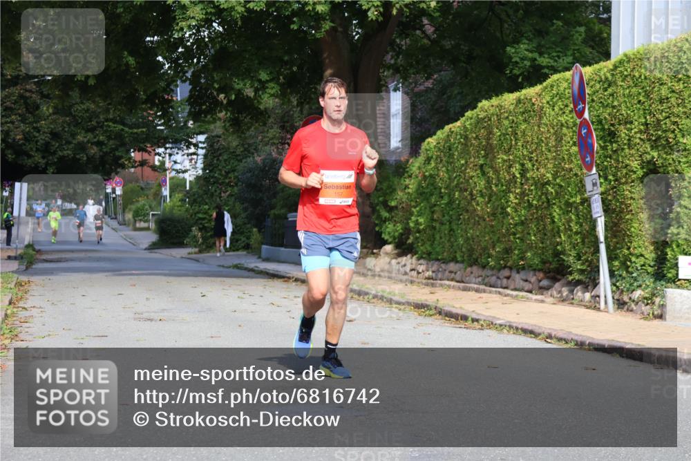 25.08.2024 - 20. Blankeneser Heldenlauf Strokosch-Dieckow http://msf.ph/oto/6816742 25.08.2024 09:46:35 Ziel 157 meine-sportfotos.de