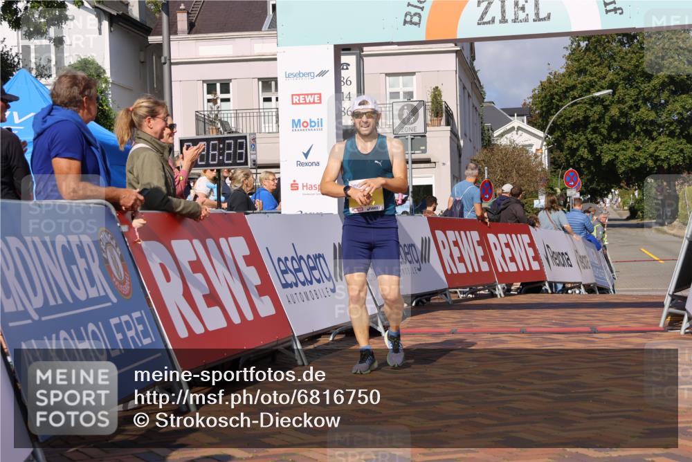 25.08.2024 - 20. Blankeneser Heldenlauf Strokosch-Dieckow http://msf.ph/oto/6816750 25.08.2024 10:11:41 Ziel 6270 meine-sportfotos.de
