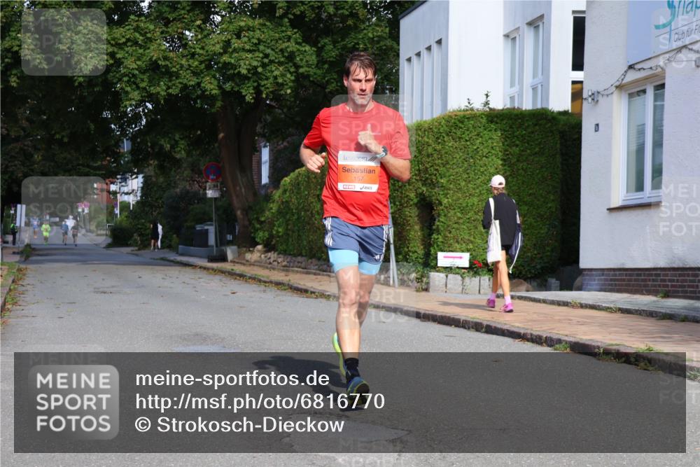 25.08.2024 - 20. Blankeneser Heldenlauf Strokosch-Dieckow http://msf.ph/oto/6816770 25.08.2024 09:46:36 Ziel 157 meine-sportfotos.de