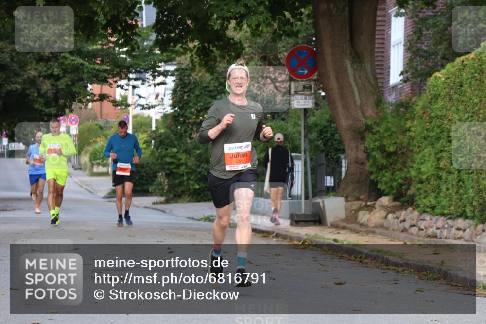 25.08.2024 - 20. Blankeneser Heldenlauf Strokosch-Dieckow http://msf.ph/oto/6816791 25.08.2024 09:46:56 Ziel 251 meine-sportfotos.de