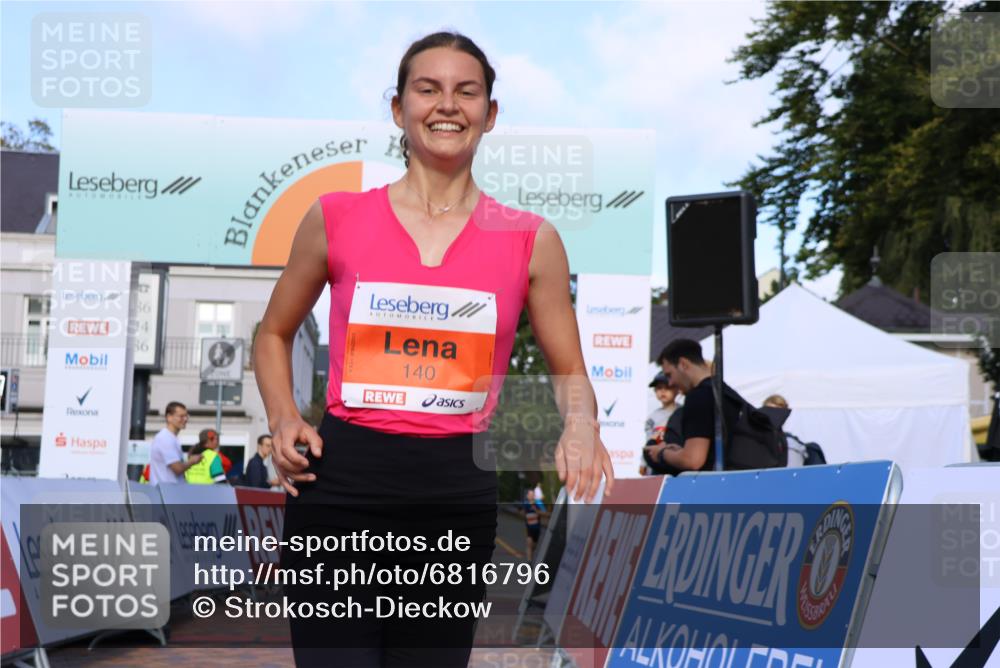 25.08.2024 - 20. Blankeneser Heldenlauf Strokosch-Dieckow http://msf.ph/oto/6816796 25.08.2024 09:40:33 Ziel 140, 198 meine-sportfotos.de