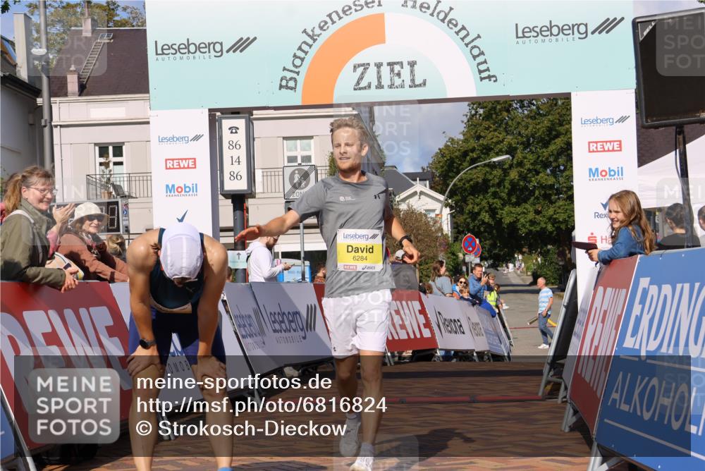 25.08.2024 - 20. Blankeneser Heldenlauf Strokosch-Dieckow http://msf.ph/oto/6816824 25.08.2024 10:12:00 Ziel 6284 meine-sportfotos.de
