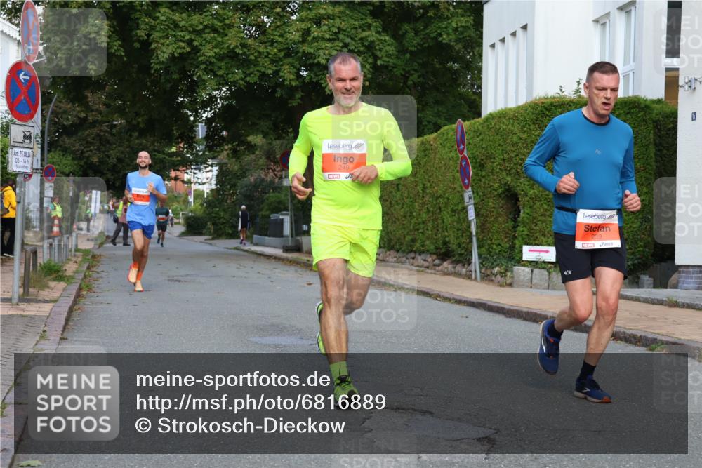 25.08.2024 - 20. Blankeneser Heldenlauf Strokosch-Dieckow http://msf.ph/oto/6816889 25.08.2024 09:47:07 Ziel 179, 239, 240 meine-sportfotos.de