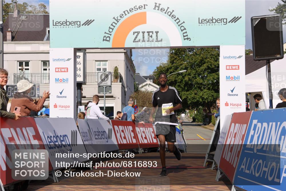 25.08.2024 - 20. Blankeneser Heldenlauf Strokosch-Dieckow http://msf.ph/oto/6816893 25.08.2024 10:13:09 Ziel 6208 meine-sportfotos.de