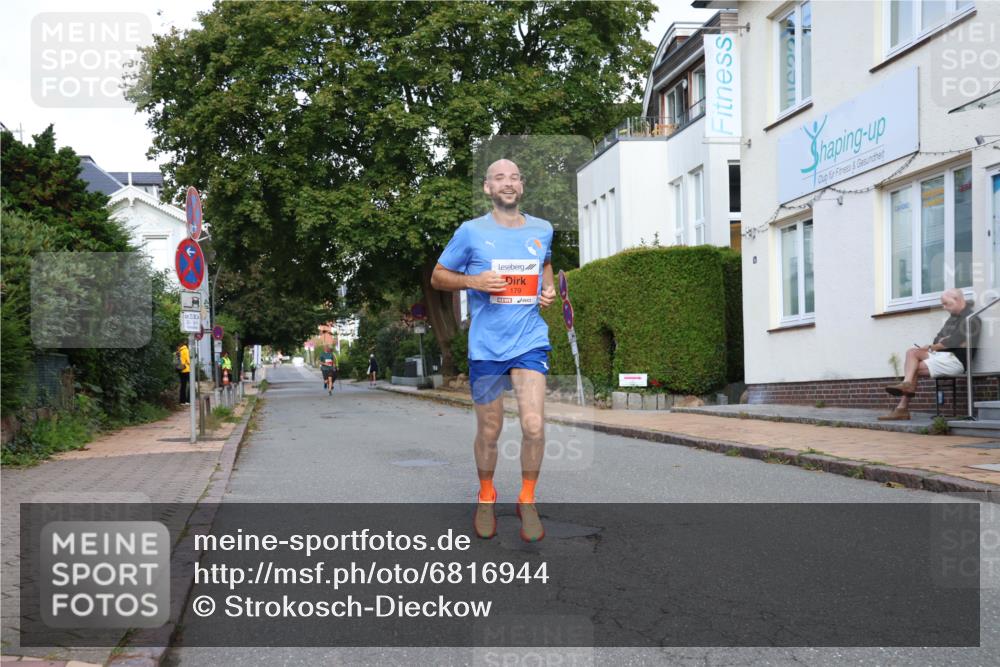 25.08.2024 - 20. Blankeneser Heldenlauf Strokosch-Dieckow http://msf.ph/oto/6816944 25.08.2024 09:47:10 Ziel 179, 239, 240 meine-sportfotos.de