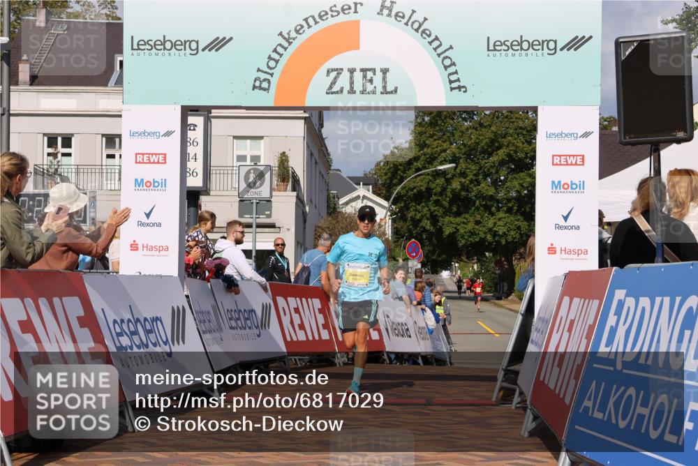 25.08.2024 - 20. Blankeneser Heldenlauf Strokosch-Dieckow http://msf.ph/oto/6817029 25.08.2024 10:14:18 Ziel 6504 meine-sportfotos.de