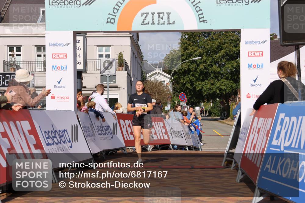 25.08.2024 - 20. Blankeneser Heldenlauf Strokosch-Dieckow http://msf.ph/oto/6817167 25.08.2024 10:14:42 Ziel 6285, 6439 meine-sportfotos.de