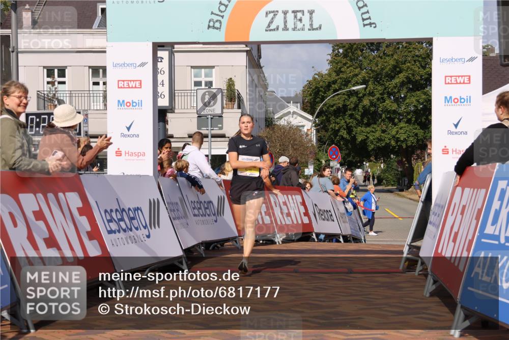 25.08.2024 - 20. Blankeneser Heldenlauf Strokosch-Dieckow http://msf.ph/oto/6817177 25.08.2024 10:14:42 Ziel 6285, 6439 meine-sportfotos.de