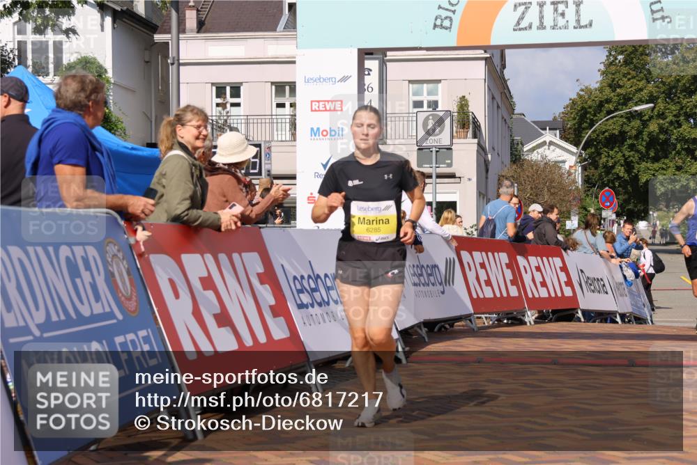 25.08.2024 - 20. Blankeneser Heldenlauf Strokosch-Dieckow http://msf.ph/oto/6817217 25.08.2024 10:14:43 Ziel 6285, 6439 meine-sportfotos.de