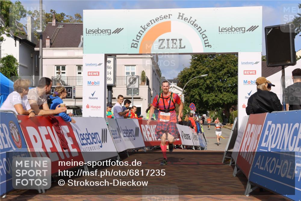 25.08.2024 - 20. Blankeneser Heldenlauf Strokosch-Dieckow http://msf.ph/oto/6817235 25.08.2024 09:41:38 Ziel 148, 206 meine-sportfotos.de
