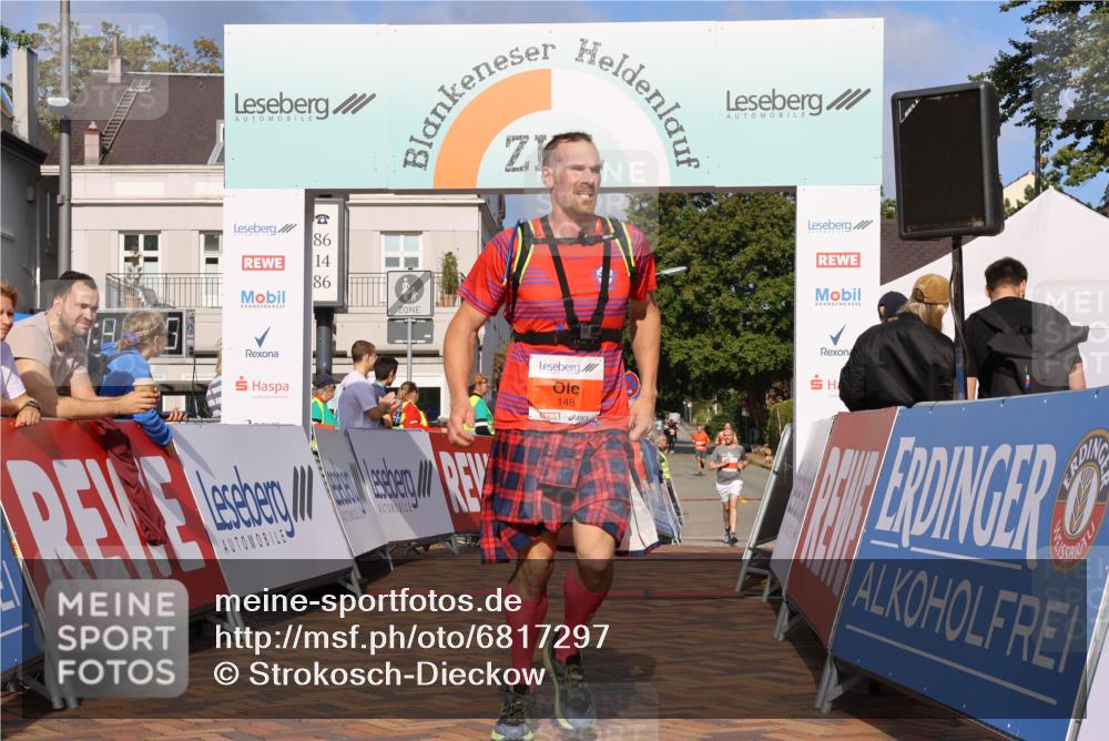 25.08.2024 - 20. Blankeneser Heldenlauf Strokosch-Dieckow http://msf.ph/oto/6817297 25.08.2024 09:41:39 Ziel 148, 206 meine-sportfotos.de