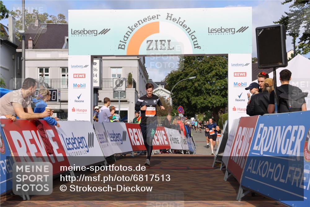 25.08.2024 - 20. Blankeneser Heldenlauf Strokosch-Dieckow http://msf.ph/oto/6817513 25.08.2024 09:42:03 Ziel 115, 255 meine-sportfotos.de