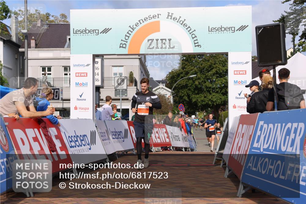 25.08.2024 - 20. Blankeneser Heldenlauf Strokosch-Dieckow http://msf.ph/oto/6817523 25.08.2024 09:42:03 Ziel 115, 255 meine-sportfotos.de