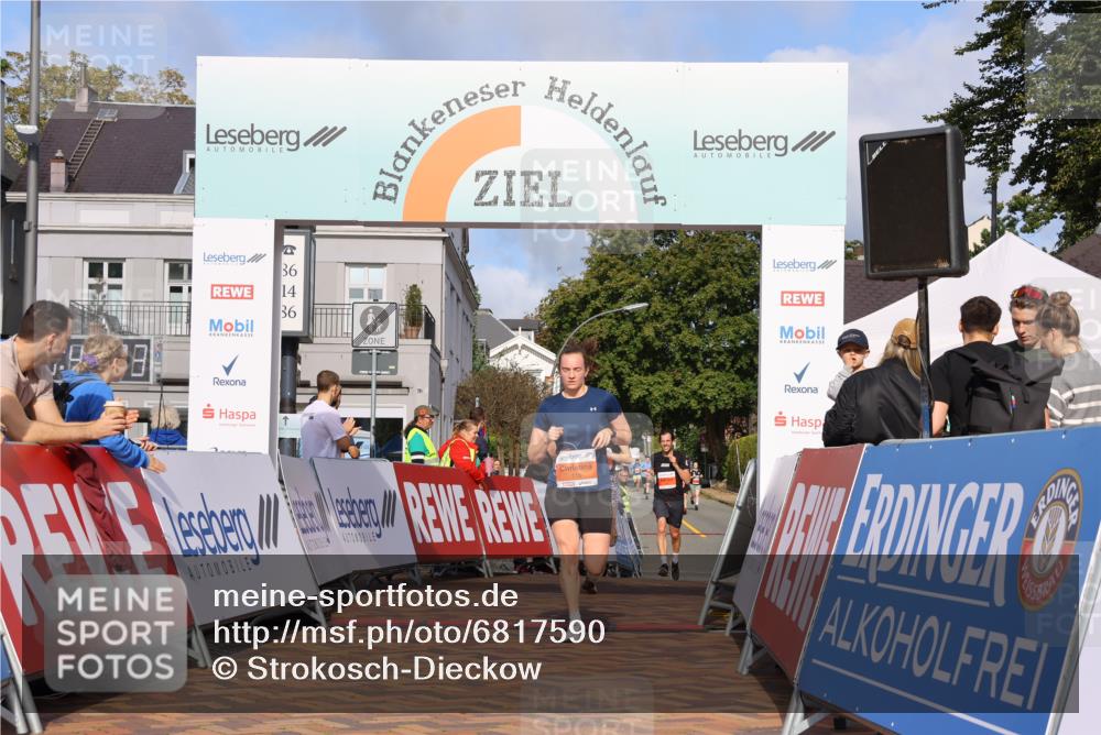 25.08.2024 - 20. Blankeneser Heldenlauf Strokosch-Dieckow http://msf.ph/oto/6817590 25.08.2024 09:42:07 Ziel 115, 124, 134, 255 meine-sportfotos.de