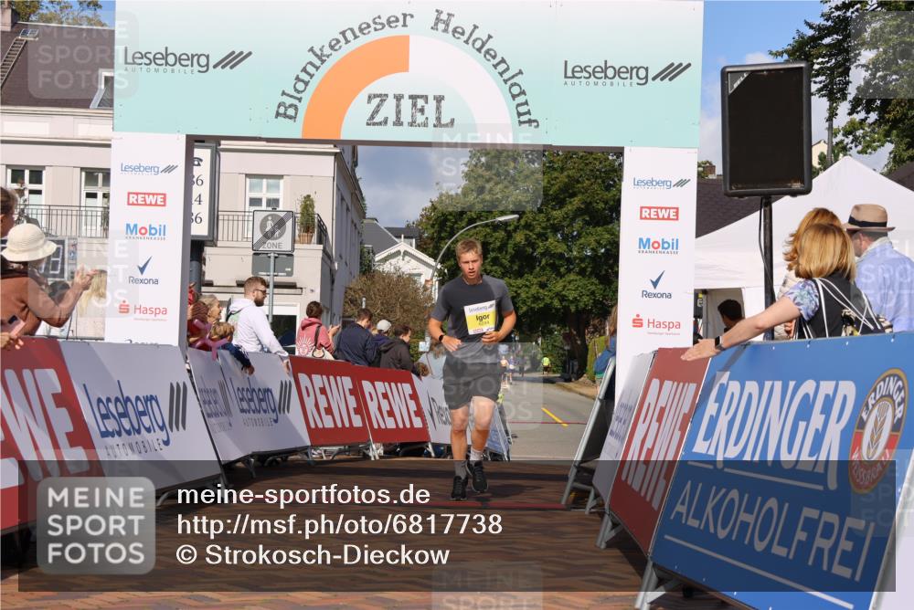 25.08.2024 - 20. Blankeneser Heldenlauf Strokosch-Dieckow http://msf.ph/oto/6817738 25.08.2024 10:17:01 Ziel 6244 meine-sportfotos.de
