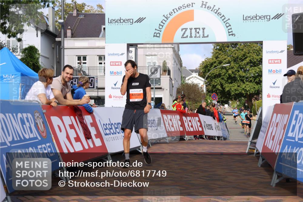 25.08.2024 - 20. Blankeneser Heldenlauf Strokosch-Dieckow http://msf.ph/oto/6817749 25.08.2024 09:42:13 Ziel 115, 124, 134 meine-sportfotos.de