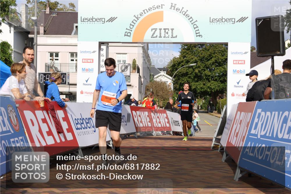 25.08.2024 - 20. Blankeneser Heldenlauf Strokosch-Dieckow http://msf.ph/oto/6817882 25.08.2024 09:42:27 Ziel 110, 125, 130, 167, 175, 223, 264 meine-sportfotos.de
