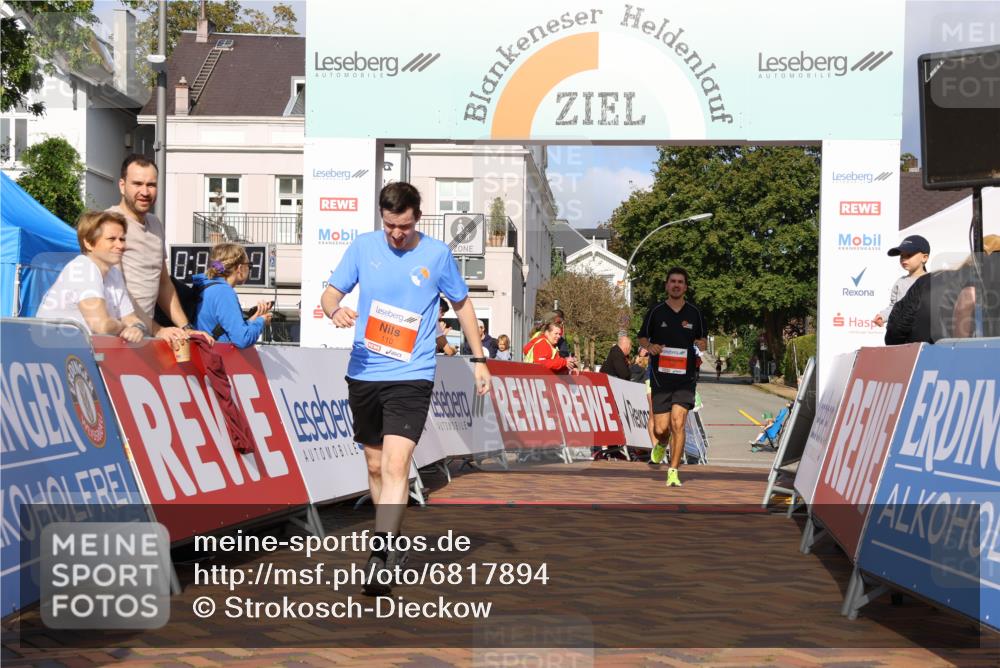 25.08.2024 - 20. Blankeneser Heldenlauf Strokosch-Dieckow http://msf.ph/oto/6817894 25.08.2024 09:42:27 Ziel 110, 125, 130, 167, 175, 223, 264 meine-sportfotos.de