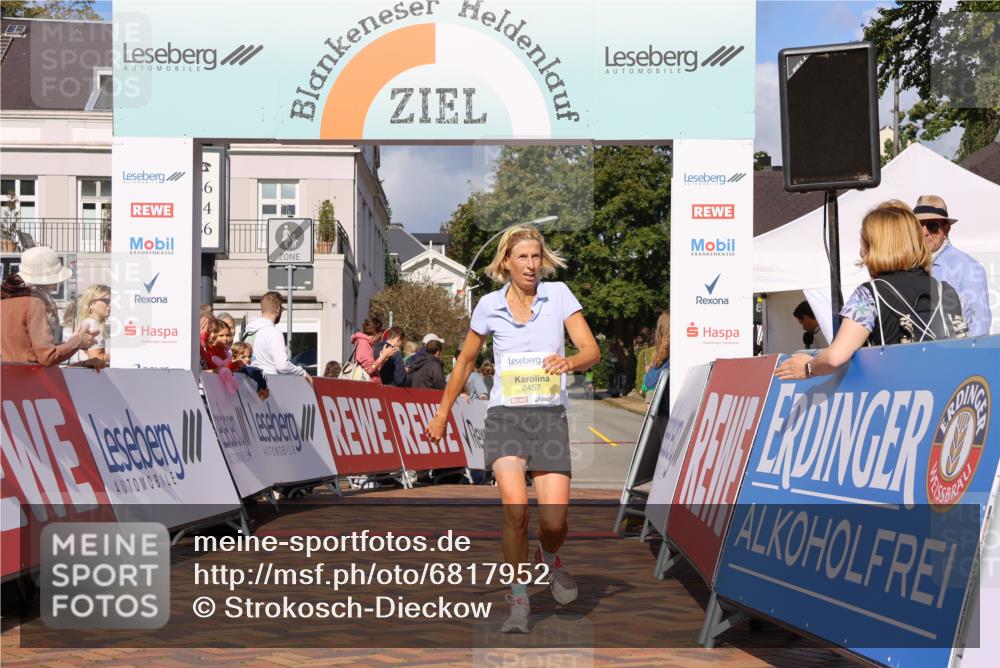25.08.2024 - 20. Blankeneser Heldenlauf Strokosch-Dieckow http://msf.ph/oto/6817952 25.08.2024 10:17:26 Ziel 6273, 6457, 6459 meine-sportfotos.de