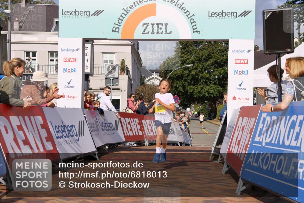 25.08.2024 - 20. Blankeneser Heldenlauf Strokosch-Dieckow http://msf.ph/oto/6818013 25.08.2024 10:17:58 Ziel 6527 meine-sportfotos.de