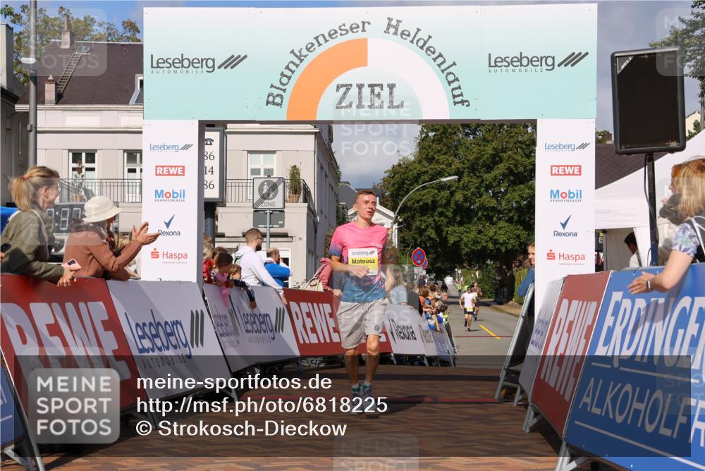 25.08.2024 - 20. Blankeneser Heldenlauf Strokosch-Dieckow http://msf.ph/oto/6818225 25.08.2024 10:18:23 Ziel 6157 meine-sportfotos.de