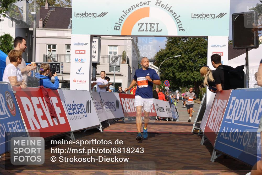 25.08.2024 - 20. Blankeneser Heldenlauf Strokosch-Dieckow http://msf.ph/oto/6818243 25.08.2024 09:43:08 Ziel 193, 272, 281 meine-sportfotos.de