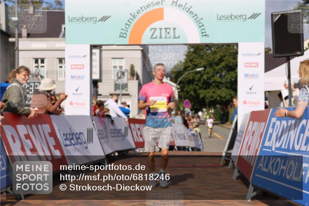 25.08.2024 - 20. Blankeneser Heldenlauf Strokosch-Dieckow http://msf.ph/oto/6818246 25.08.2024 10:18:24 Ziel 6157 meine-sportfotos.de
