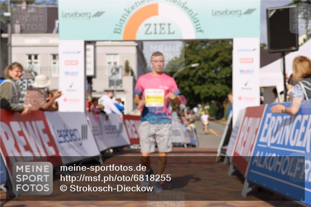 25.08.2024 - 20. Blankeneser Heldenlauf Strokosch-Dieckow http://msf.ph/oto/6818255 25.08.2024 10:18:24 Ziel 6157 meine-sportfotos.de