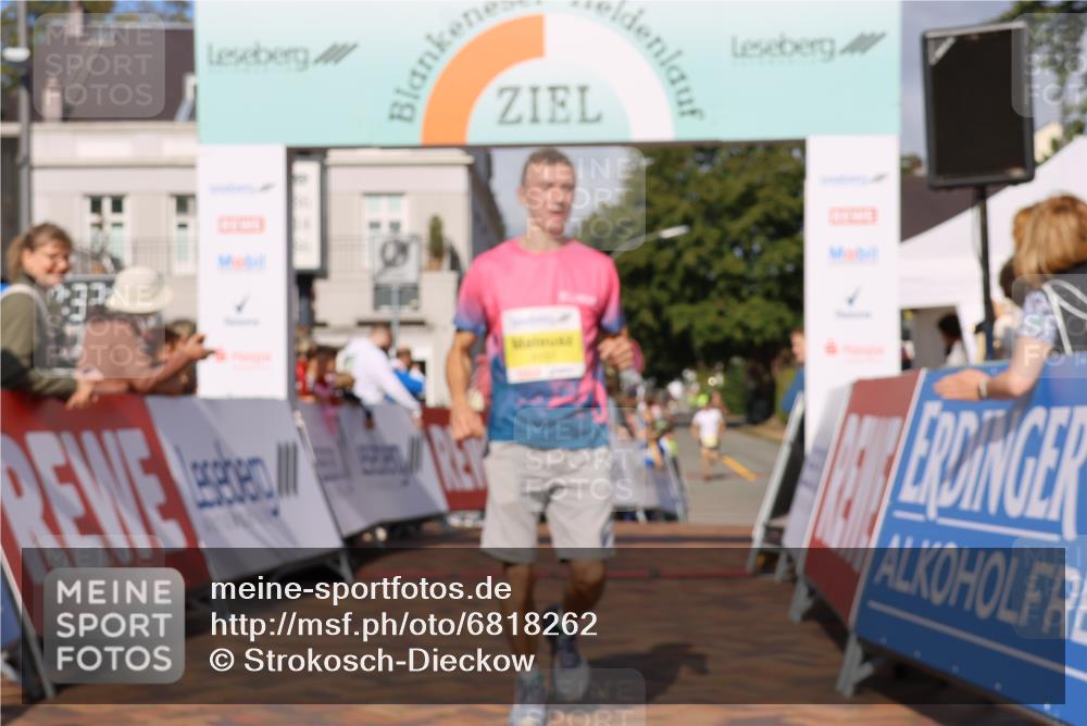 25.08.2024 - 20. Blankeneser Heldenlauf Strokosch-Dieckow http://msf.ph/oto/6818262 25.08.2024 10:18:25 Ziel 6157 meine-sportfotos.de