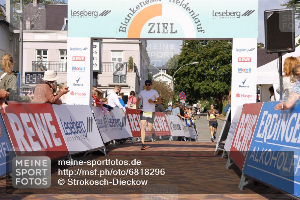 25.08.2024 - 20. Blankeneser Heldenlauf Strokosch-Dieckow http://msf.ph/oto/6818296 25.08.2024 10:18:31 Ziel 6157, 6410 meine-sportfotos.de