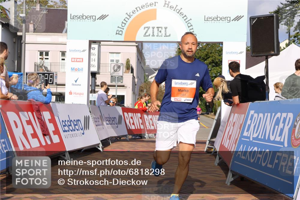 25.08.2024 - 20. Blankeneser Heldenlauf Strokosch-Dieckow http://msf.ph/oto/6818298 25.08.2024 09:43:10 Ziel 193, 272, 281 meine-sportfotos.de